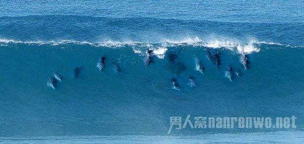 江西新余一楼房发生火灾,已致25人遇难