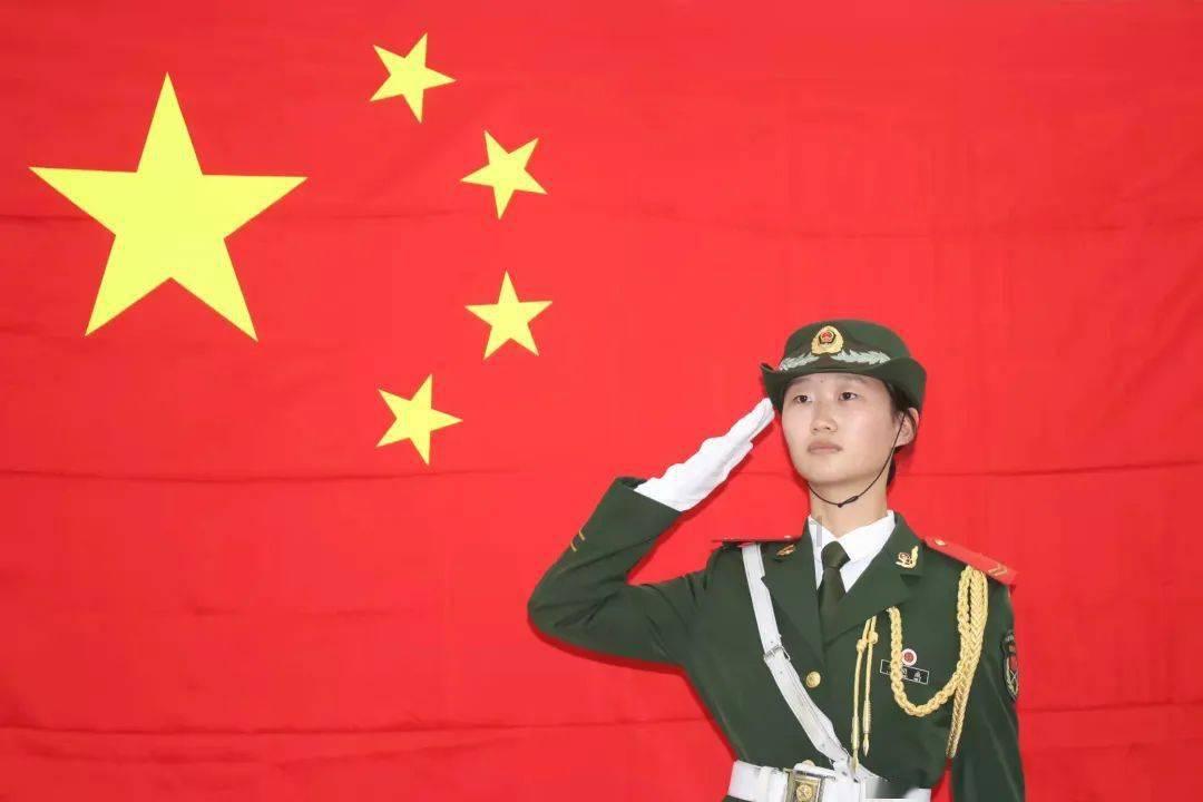 天上掉下个小猪猪
