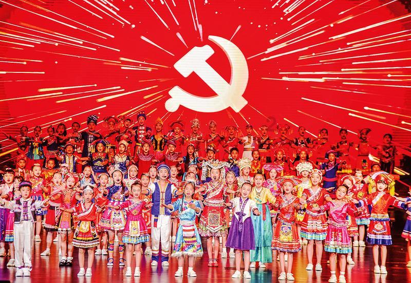 筑梦经开 龙腾盛世丨天心经开区举办企业商会暨重点企业2024年迎春会