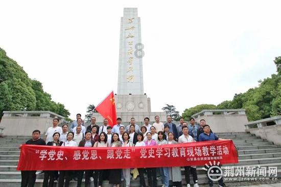 2023年满洲里公路口岸货运通道进出境车辆近14万辆次