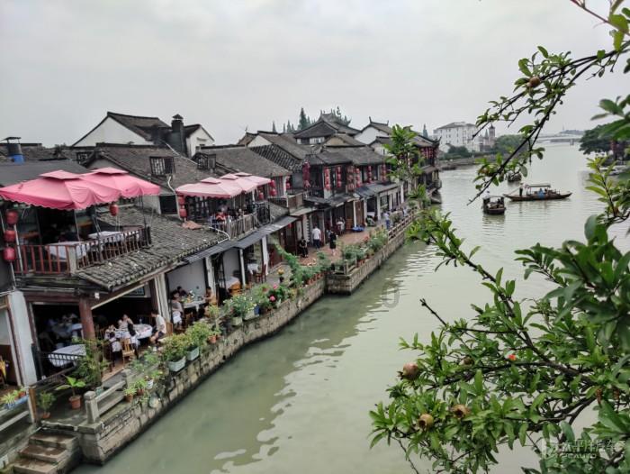 跳出深坑
