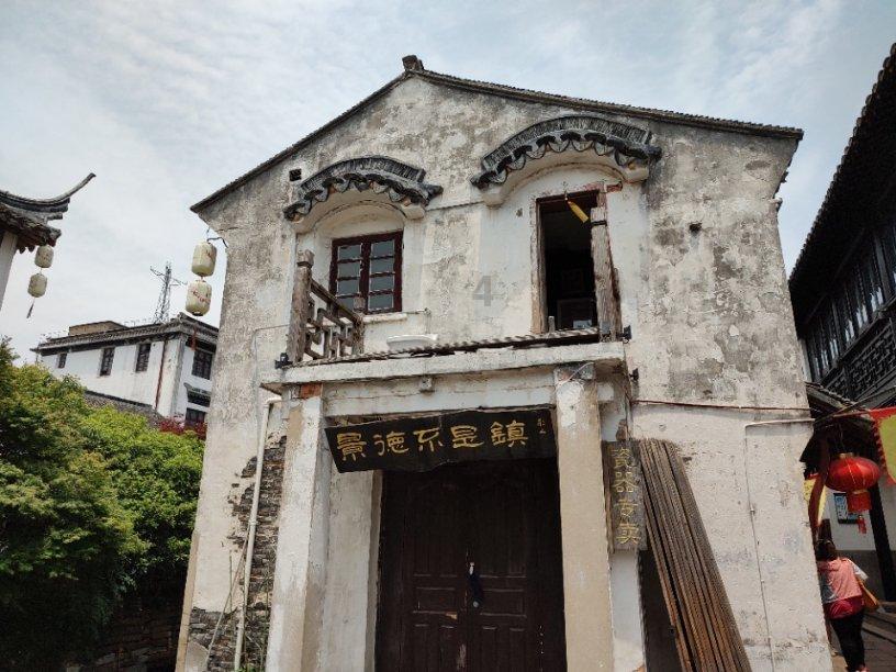 耐克店有aj买吗