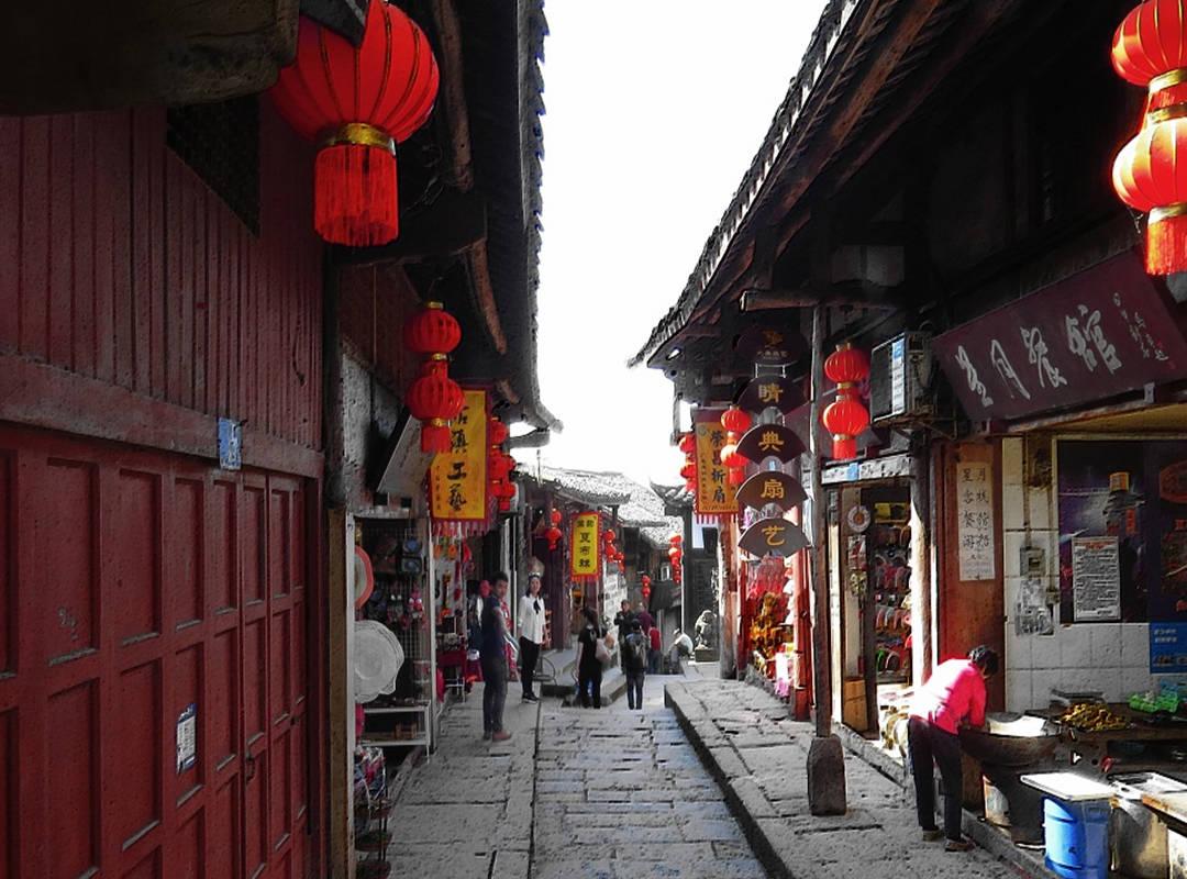 锡林郭勒盟消防救援支队深入辖区“不放心”场所开展春节前消防安全检查