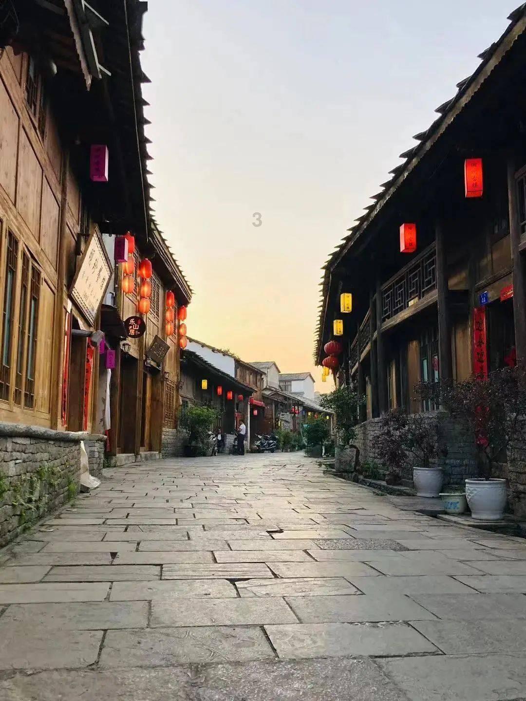 逃出美丽度假胜地