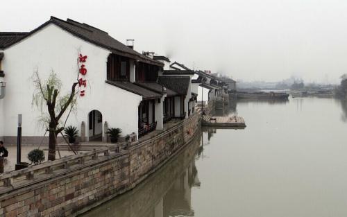 你觉得结婚一定要考虑对方的家境吗？游戏画面